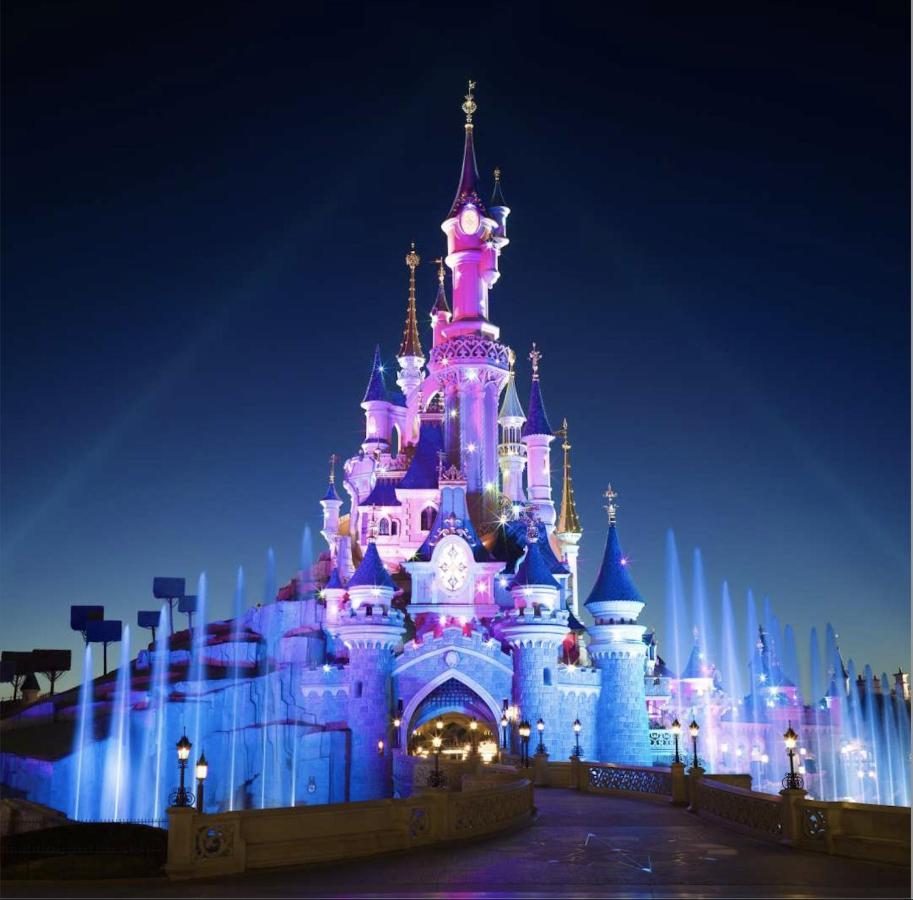Disneyland-Paris 6 Personnes, Wifi, Cosy Montévrain Esterno foto
